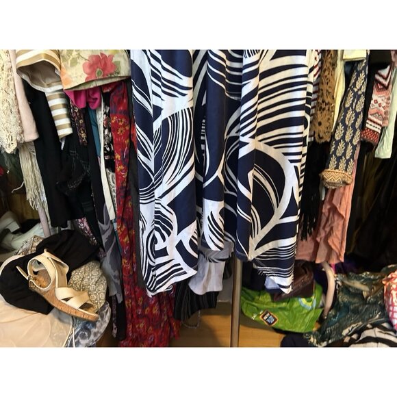 Chico's Maxi Dress Size 2 (L) Blue High-Lo Sleeveless Dress Knit Stretch Print - Picture 2 of 8